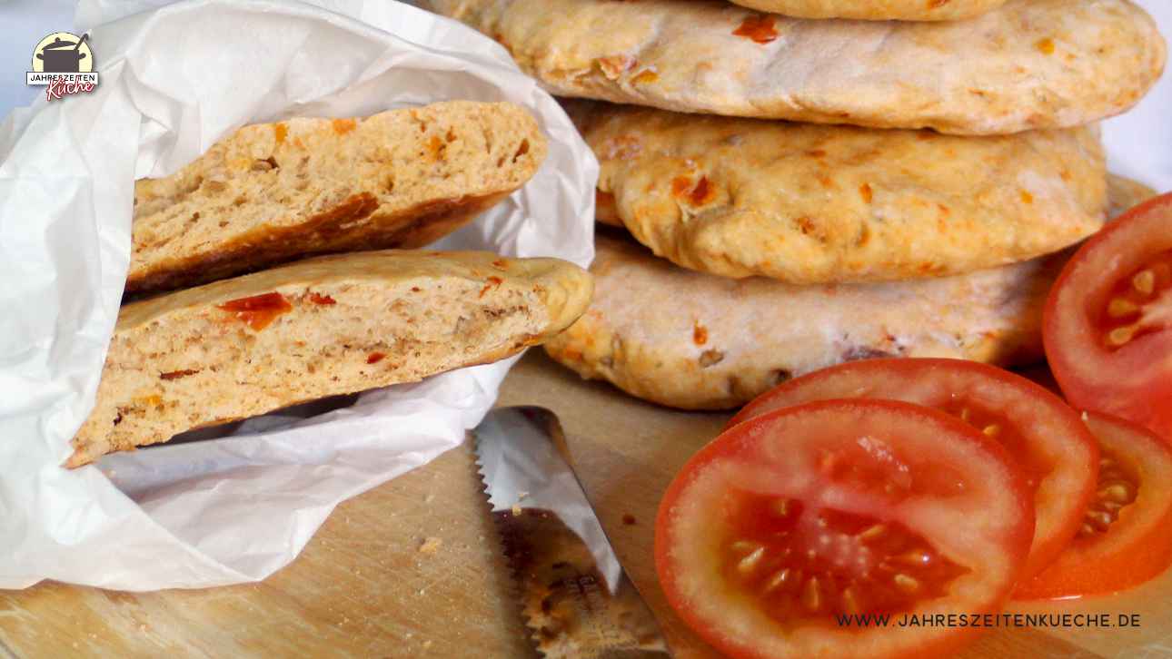 Leckeres Ciabatta-Brot mit getrockneten Tomaten