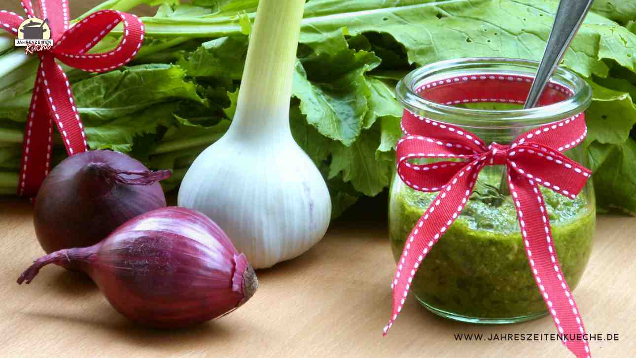 Veganes Mairübchen-Pesto mit Nüssen | Jahreszeitenküche